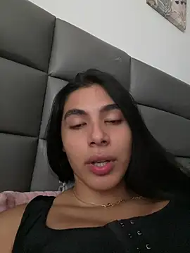 IsabelleFoxx  online show from July 3, 2026, 6:25 pm
