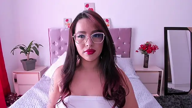 MadelaineJones online show from July 25, 2026, 2:58 pm