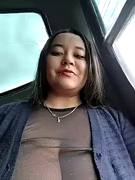 Snapshot of Cristal__04 chatting on November 9, 2025, 2:48 pm Cristal 04 online show from November 9, 2025, 2:48 pm