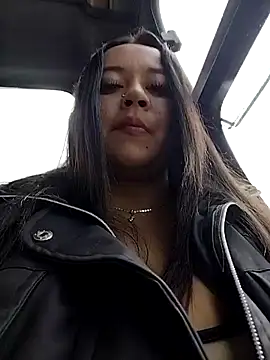 Cristal  04 online show from June 28, 2026, 3:29 pm