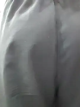 MohiniHott online show from October 4, 2025, 6:33 am