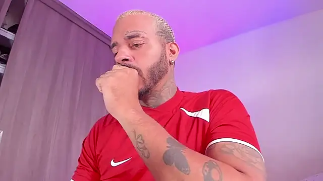Snapshot of mulatos16 chatting on May 8, 2026, 4:45 pm mulatos16 online show from May 8, 2026, 4:45 pm