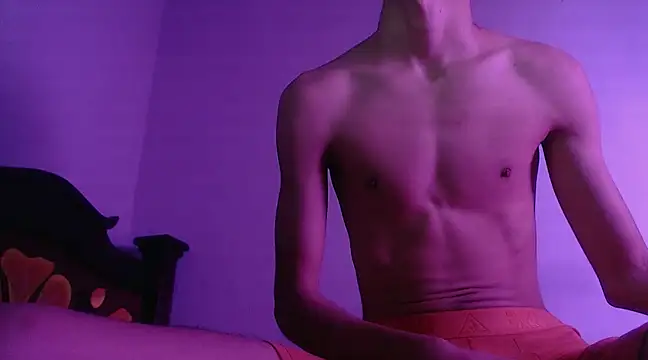 Snapshot of isaaclatino chatting on December 23, 2024, 9:05 am isaaclatino online show from December 23, 2024, 9:05 am