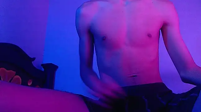 Snapshot of isaaclatino chatting on January 22, 2025, 7:46 am isaaclatino online show from January 22, 2025, 7:46 am