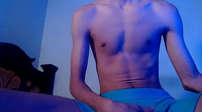 Snapshot of isaaclatino chatting on February 26, 2025, 4:47 am isaaclatino online show from February 26, 2025, 4:47 am