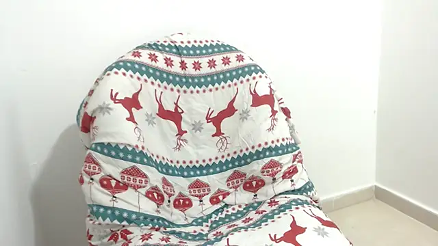 isaaclatino online show from December 23, 2025, 7:39 am