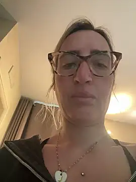 casalinga88 online show from March 15, 2025, 7:20 am