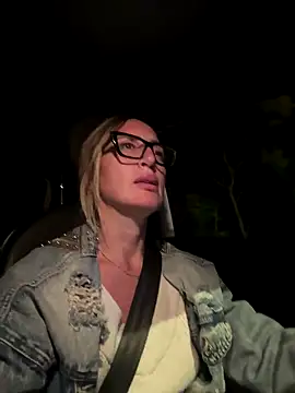 casalinga88 online show from September 30, 2025, 6:24 pm