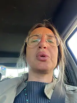 casalinga88 online show from April 23, 2026, 12:29 pm