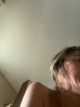 casalinga88 online show from June 17, 2026, 5:54 am