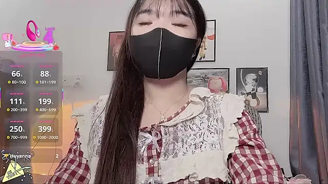 Snapshot of Berrysweet_68 chatting on March 22, 2025, 6:25 pm Berrysweet 68 online show from March 22, 2025, 6:25 pm