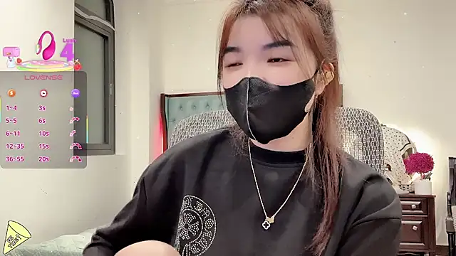 Snapshot of Berrysweet_68 chatting on October 28, 2025, 2:31 pm Berrysweet 68 online show from October 28, 2025, 2:31 pm