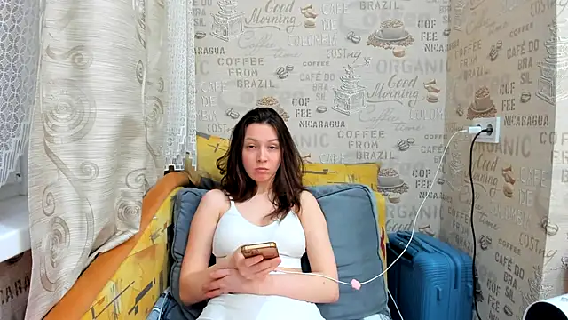 Snapshot of Adela_Vetta chatting on February 24, 2025, 4:47 pm Adela Vetta online show from February 24, 2025, 4:47 pm