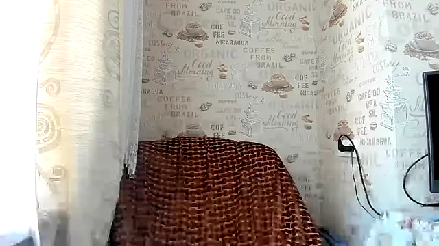 Snapshot of Adela_Vetta chatting on March 16, 2025, 1:27 pm Adela Vetta online show from March 16, 2025, 1:27 pm