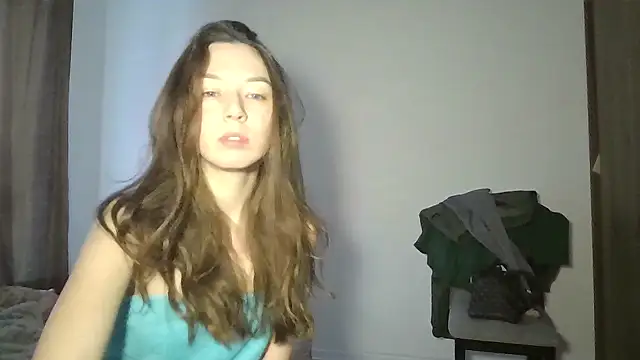 Adela Vetta online show from February 8, 2026, 5:33 am