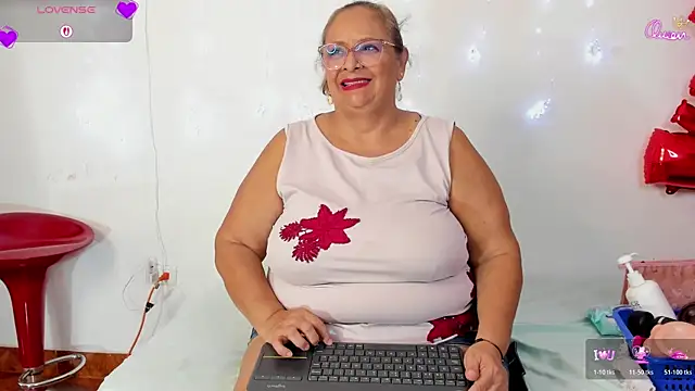 BBW salome online show from June 16, 2026, 7:49 pm