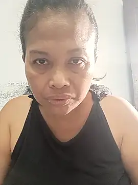 Snapshot of Fon_Bigboobs chatting on January 18, 2026, 10:41 am Fon Bigboobs online show from January 18, 2026, 10:41 am