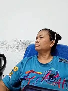 Snapshot of Fon_Bigboobs chatting on February 9, 2026, 3:16 pm Fon Bigboobs online show from February 9, 2026, 3:16 pm