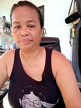 Snapshot of Fon_Bigboobs chatting on March 15, 2026, 7:47 am Fon Bigboobs online show from March 15, 2026, 7:47 am