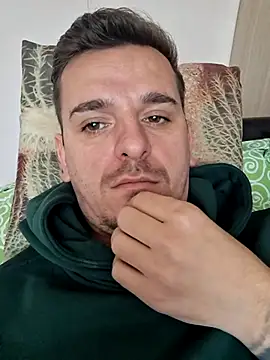 Huge cock22cm online show from December 21, 2025, 10:55 am