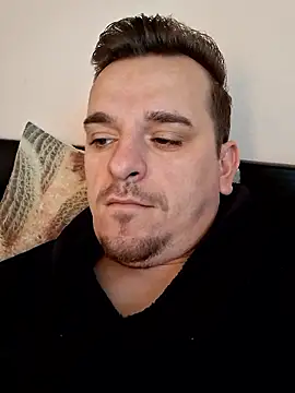 Huge cock22cm online show from January 13, 2026, 6:40 am