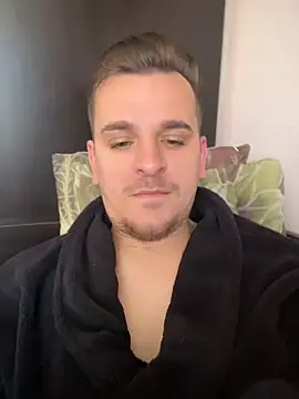 Huge cock22cm online show from April 24, 2026, 7:33 am