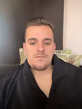 Huge cock22cm online show from May 3, 2026, 8:09 am