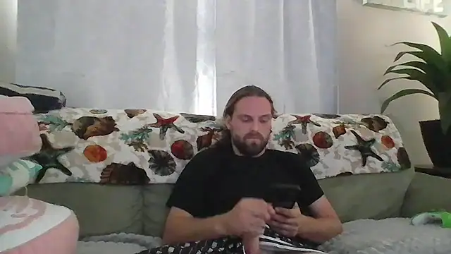 Snapshot of VitaminDrewFl chatting on May 5, 2026, 6:49 pm VitaminDrewFl online show from May 5, 2026, 6:49 pm