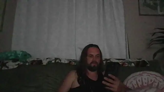Snapshot of VitaminDrewFl chatting on May 25, 2026, 2:50 am VitaminDrewFl online show from May 25, 2026, 2:50 am