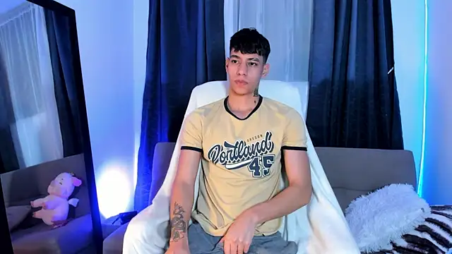 Snapshot of Josep_Davies chatting on January 24, 2025, 8:23 am Josep Davies online show from January 24, 2025, 8:23 am