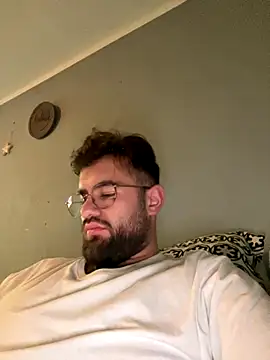 yxssxn24403 online show from October 14, 2025, 8:42 pm