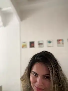 melanny10 online show from January 24, 2025, 2:08 pm