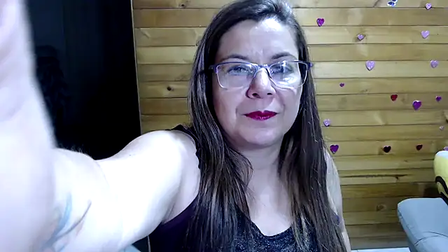 lilisa777 online show from December 3, 2025, 12:51 am