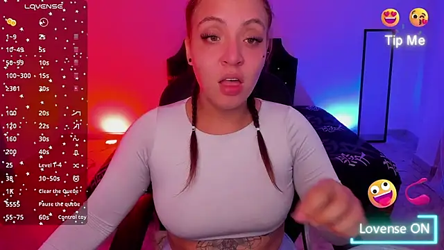 Snapshot of KetziaDoll chatting on September 22, 2025, 10:45 pm KetziaDoll online show from September 22, 2025, 10:45 pm