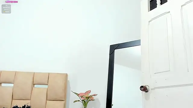 Alishagoddes online show from January 7, 2025, 6:48 am