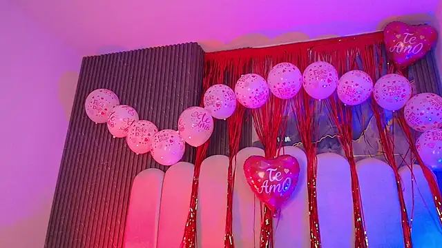 hot dione online show from February 11, 2026, 7:19 pm