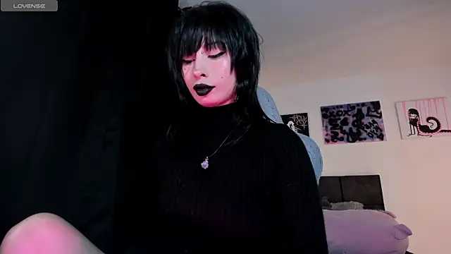 Snapshot of satanbabee chatting on July 29, 2026, 11:36 pm satanbabee online show from July 29, 2026, 11:36 pm