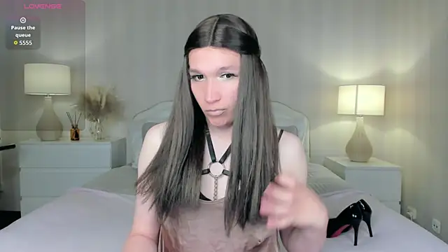 valeriasecret online show from June 12, 2026, 3:49 am