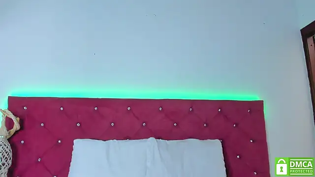 Snapshot of Ruth_harvey_ chatting on March 1, 2025, 1:18 pm Ruth harvey online show from March 1, 2025, 1:18 pm