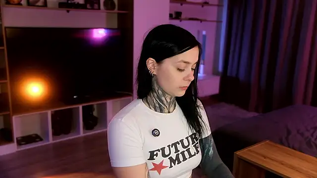 Snapshot of AcidPie chatting on December 2, 2025, 7:31 pm AcidPie online show from December 2, 2025, 7:31 pm