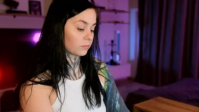 AcidPie online show from May 5, 2026, 8:17 pm
