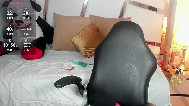 lizzy jooss online show from March 15, 2026, 1:39 pm