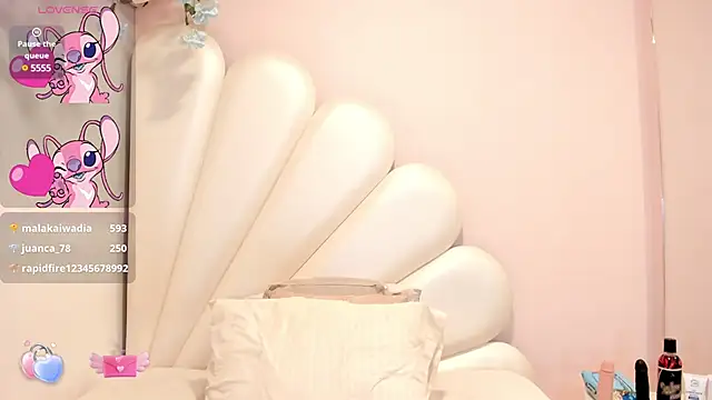 Vicky Freedom online show from December 27, 2024, 1:28 pm