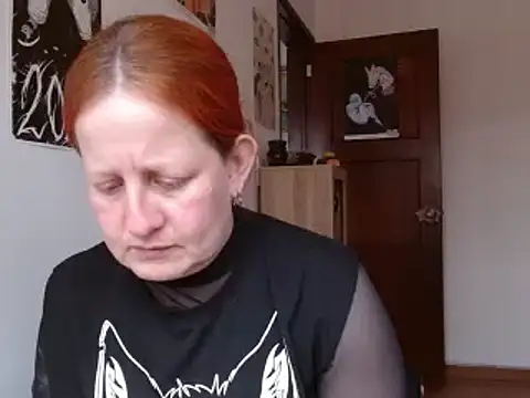 ViioletaMora online show from February 4, 2026, 4:57 pm