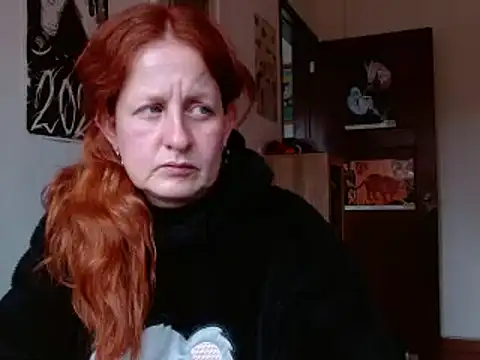 ViioletaMora online show from April 26, 2026, 7:44 pm