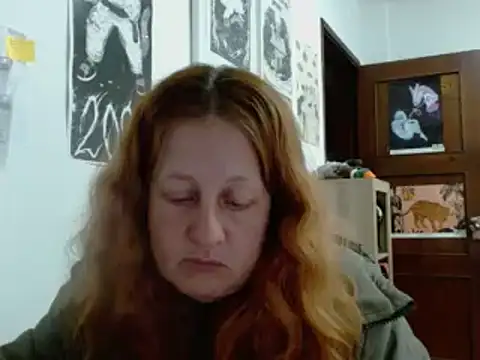 Snapshot of ViioletaMora chatting on June 10, 2026, 2:34 am ViioletaMora online show from June 10, 2026, 2:34 am