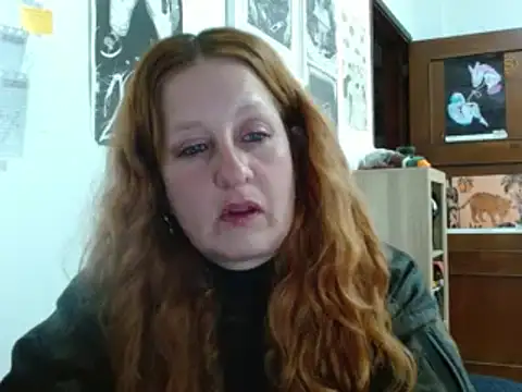 Snapshot of ViioletaMora chatting on June 11, 2026, 2:11 am ViioletaMora online show from June 11, 2026, 2:11 am