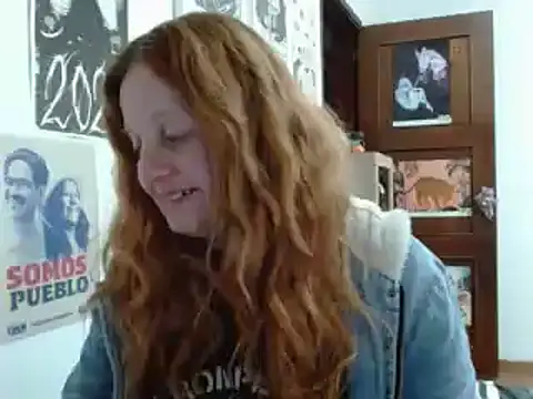 Snapshot of ViioletaMora chatting on June 17, 2026, 3:31 am ViioletaMora online show from June 17, 2026, 3:31 am