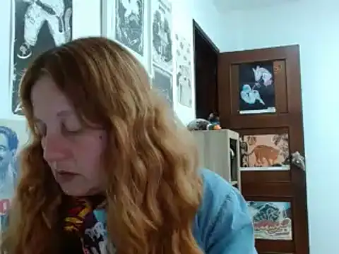 Snapshot of ViioletaMora chatting on June 21, 2026, 4:26 am ViioletaMora online show from June 21, 2026, 4:26 am