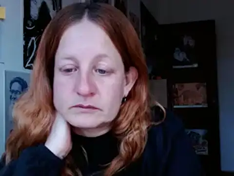 Snapshot of ViioletaMora chatting on June 23, 2026, 10:52 pm ViioletaMora online show from June 23, 2026, 10:52 pm